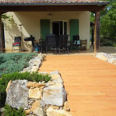 Les Muriers Villa *